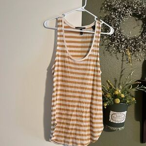 Scotch and soda tank.